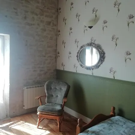 Thunder Roadhouse Bed & Breakfast 3*