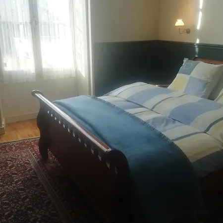 Bed & Breakfast Thunder Roadhouse
